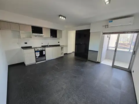 Alquiler Departamento 2 amb. Cochera. Lanusita.