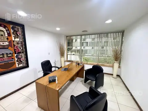 Oficina Monoambiente con 2 baños