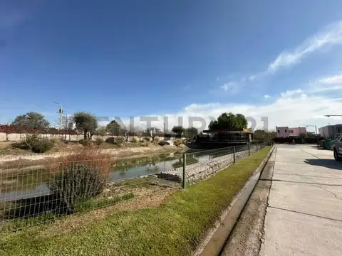Terreno en Venta en Luzuriaga, USD 40.000