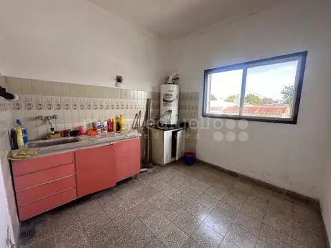 Departamento en venta de 3 habitaciones , centro de Chascomus