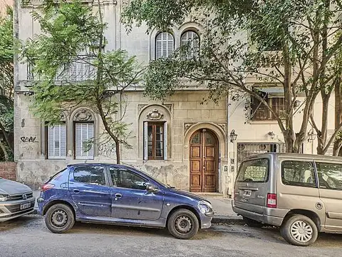 Exclusiva propiedad en Belgrano sobre lote propio - Ideal para modernizar o proyecto de demolición