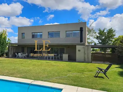 Casa en Venta de 4 dormitorios