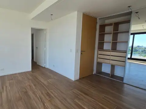 Departamento 4 ambientes con 4 baños