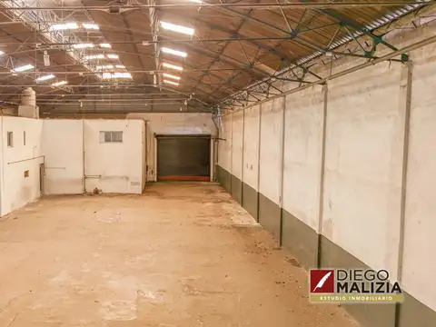Galpon en Venta en Lanus Oeste, USD 1.250.000