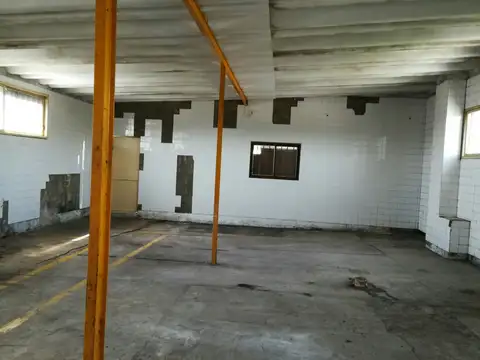 Galpon en Venta 17,32  mts Frente