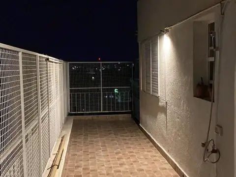 Franco 3000, Piso 7