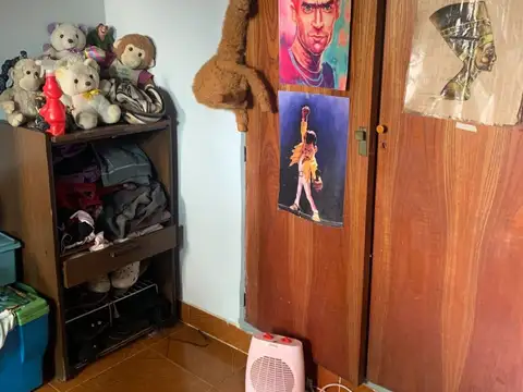 2 ambientes. Gran patio. Apto credito. Con renta