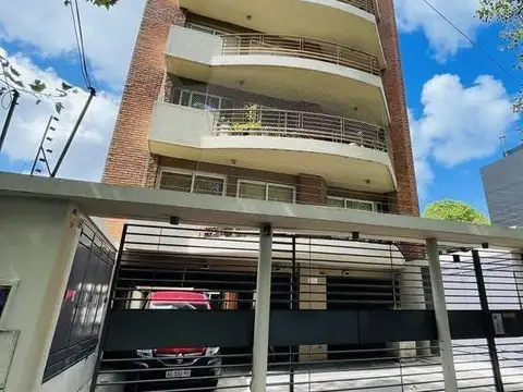 VENTA de DEPARTAMENTO de 4 ambientes en Monte Grande.