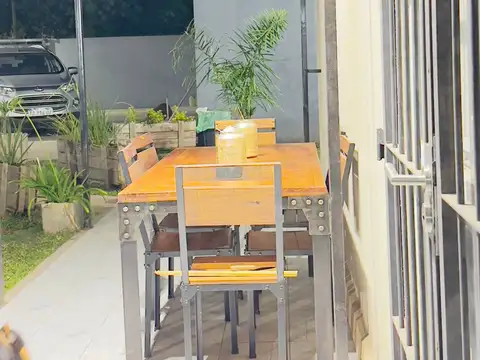 Casa en Alquiler de 3 dormitorios