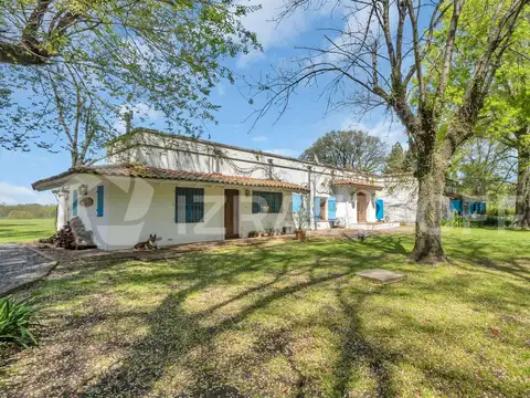 Casa en Venta en Villa Rosa, USD 1.290.000