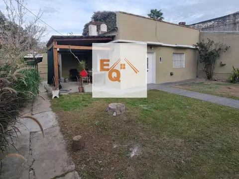 Casa en alquiler c/ cochera en San Miguel