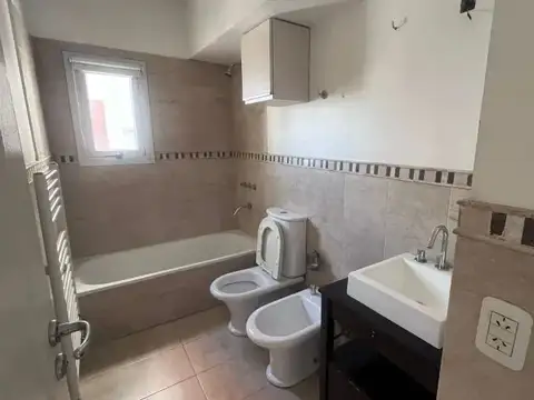 Departamento en Alquiler en Ramos Mejía, $ 700.000