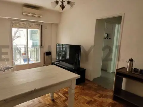 Ambrosetti 200, Piso 0