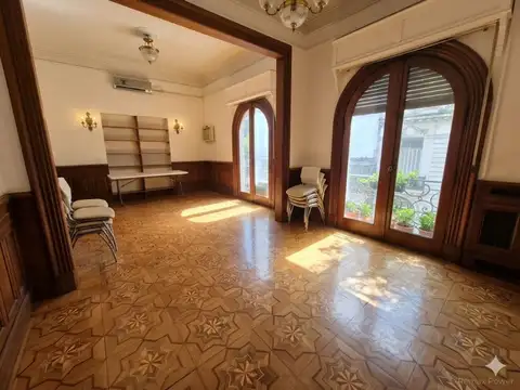 Hotel en Venta 101 años