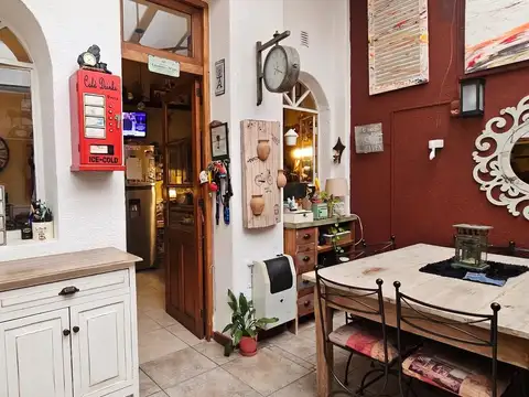 Depto Tipo Casa en Venta 80 años