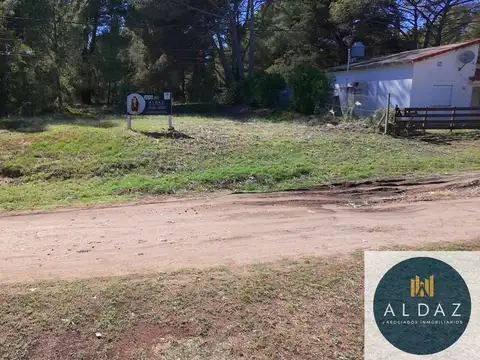 En venta/ Terreno  en  calle  San Martín de 1200 m2. Pehuen-co 100