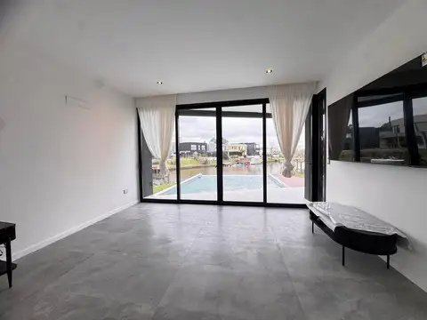 Casa en Venta 1 año