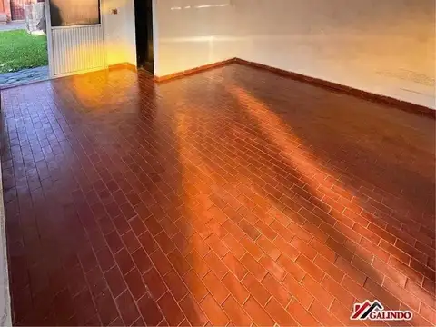 Casa en Venta en Barrio Matheu, USD 150.000