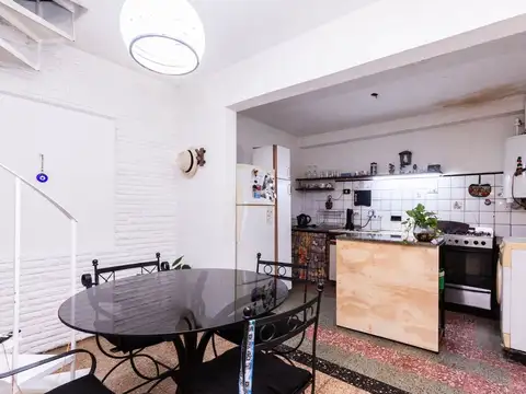 Casa 3 ambientes con 2 baños