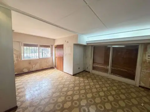 Avenida José María Moreno 1200