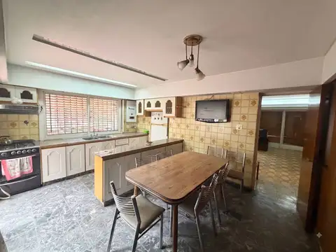 Casa - Venta - Argentina, Capital Federal - Av Jose Maria Moreno 1265