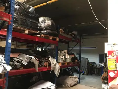 Galpon en Venta 38  mts Fondo