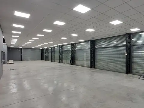 Galpon en Alquiler 38  mts Fondo