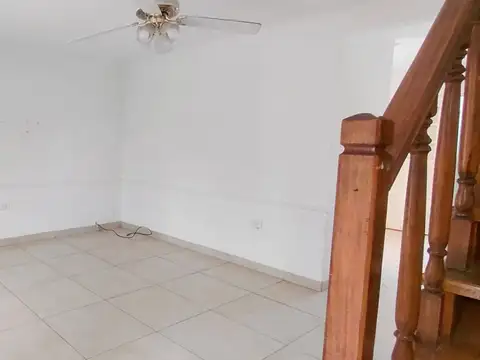 Depto Tipo Casa en Venta en Neuquen, USD 120.000