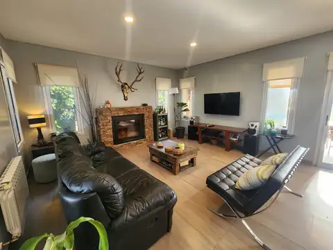 Casa en Venta en Pilar Del Este, USD 310.000