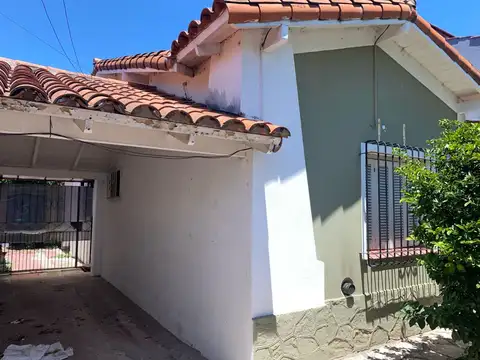 Casa en Venta en Burzaco, USD 100.000