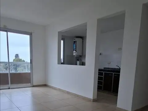 DEPARTAMENTO 2 AMBIENTES EN ALQUILER EN MORENO CENTRO