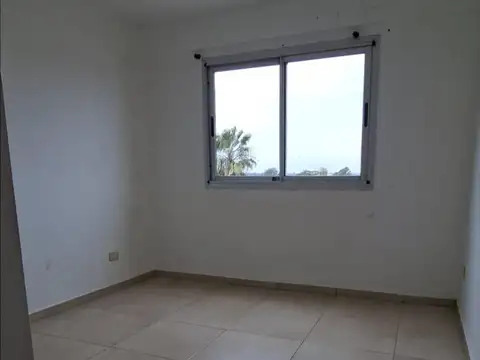 DEPARTAMENTO 2 AMBIENTES EN ALQUILER EN MORENO CENTRO