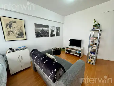 Departamento / Monoambiente en Venta - Balcón - Baulera - Luminoso - Recoleta