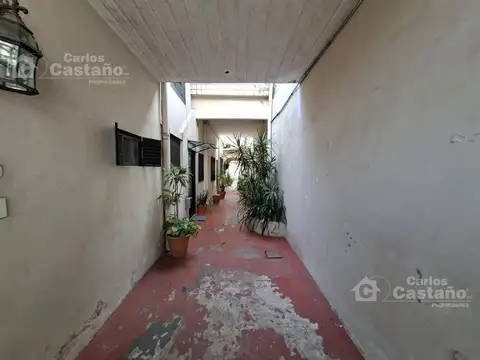 Adolfo Alsina al 2300