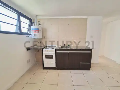 Departamento en Venta en Pompeya, USD 57.600