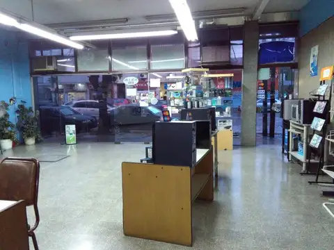 Local en Venta Via Pública