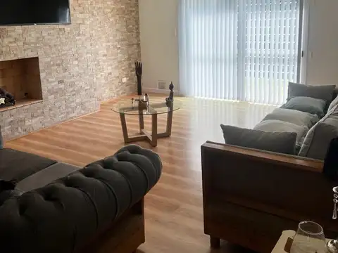 OPORTUNIDAD ÚNICA VENTA CASA RENOVADA EN SAN LUIS