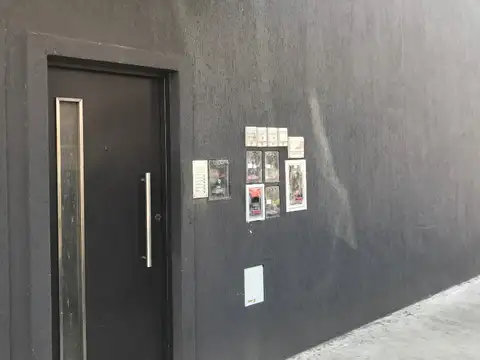 Prof Manuel Garcia 5300, Piso 1