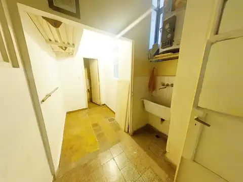 Oficina en Venta 60 años