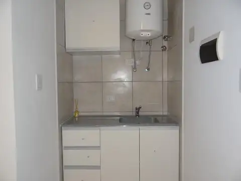 PH dividido en 3 monoambientes (en block) - Villa Martelli