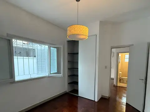 Depto Tipo Casa en Alquiler de 2 ambientes