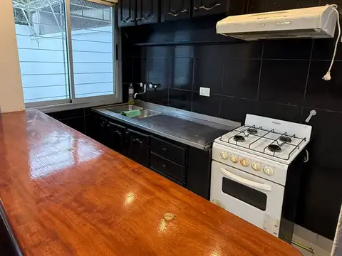 Depto Tipo Casa en Alquiler de 1 dormitorio