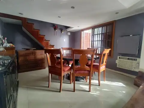 Depto Tipo Casa 4 ambientes con 1 baño