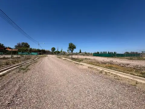 Terreno en Venta en Lunlunta, USD 18.000