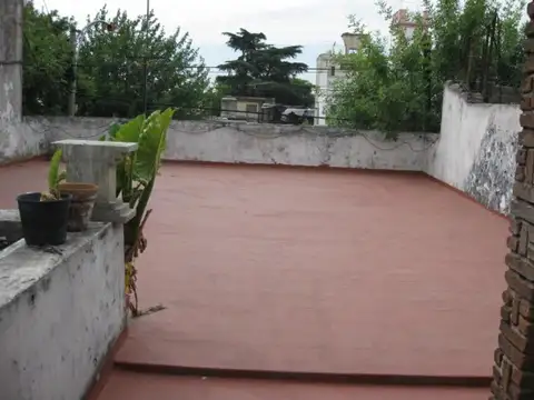 Depto Tipo Casa en Venta 60 años