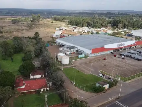 Terreno en Venta en Posadas, USD 480.000