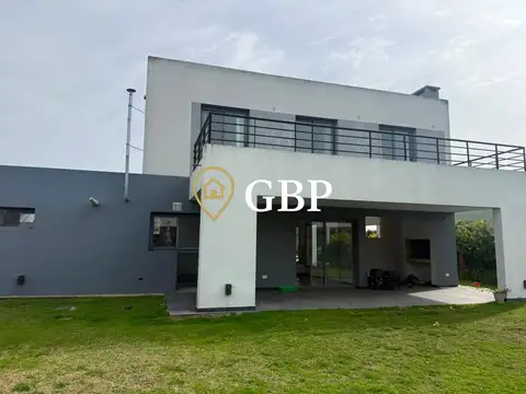 Casa en alquiler Anual Canning Barrio Los Talas