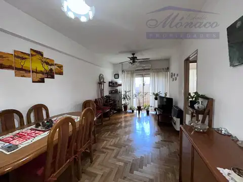 Excelente 3 amb al cfte. Bcon Francés