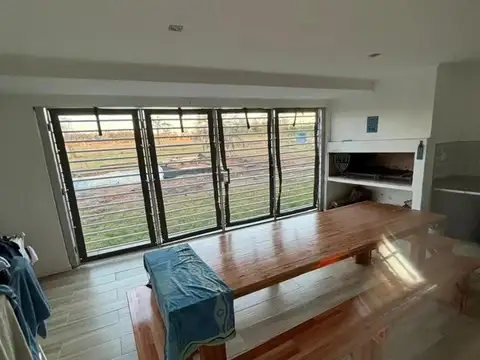 Vendo. Casa ubicada frente al Hotel Azahares del Ayuí. Concordia, ER.