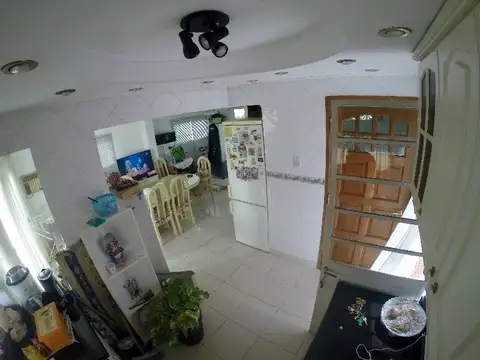 Depto Tipo Casa en Venta en Colegiales, USD 289.000